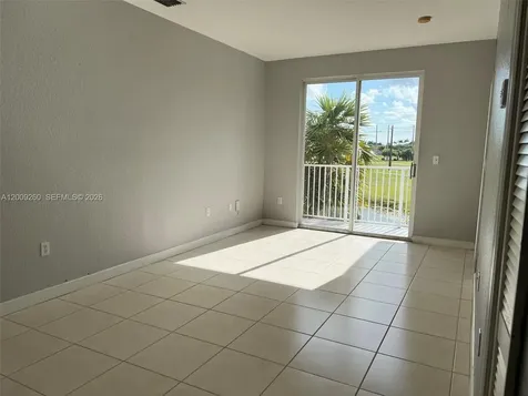 17630 NW 73rd Avenue Hialeah FL 33015
