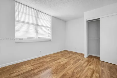 250 Jacaranda Drive Plantation FL 33324