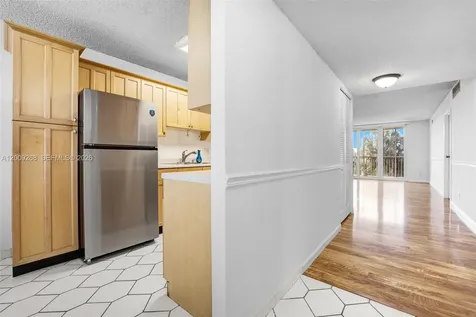 250 Jacaranda Drive Plantation FL 33324