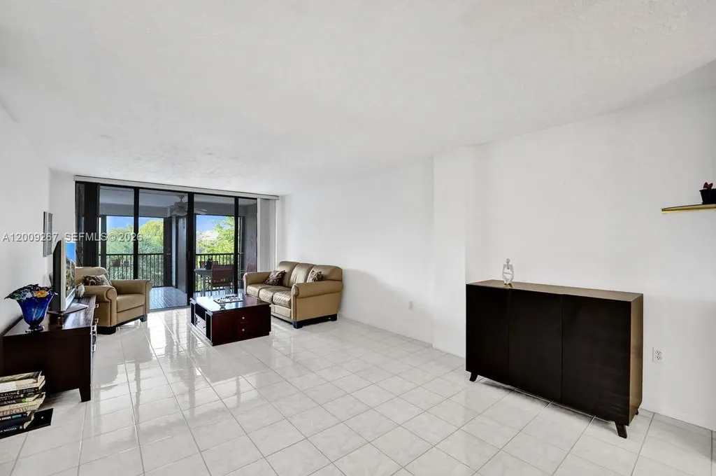 2806 N 46th Avenue Hollywood FL 33021