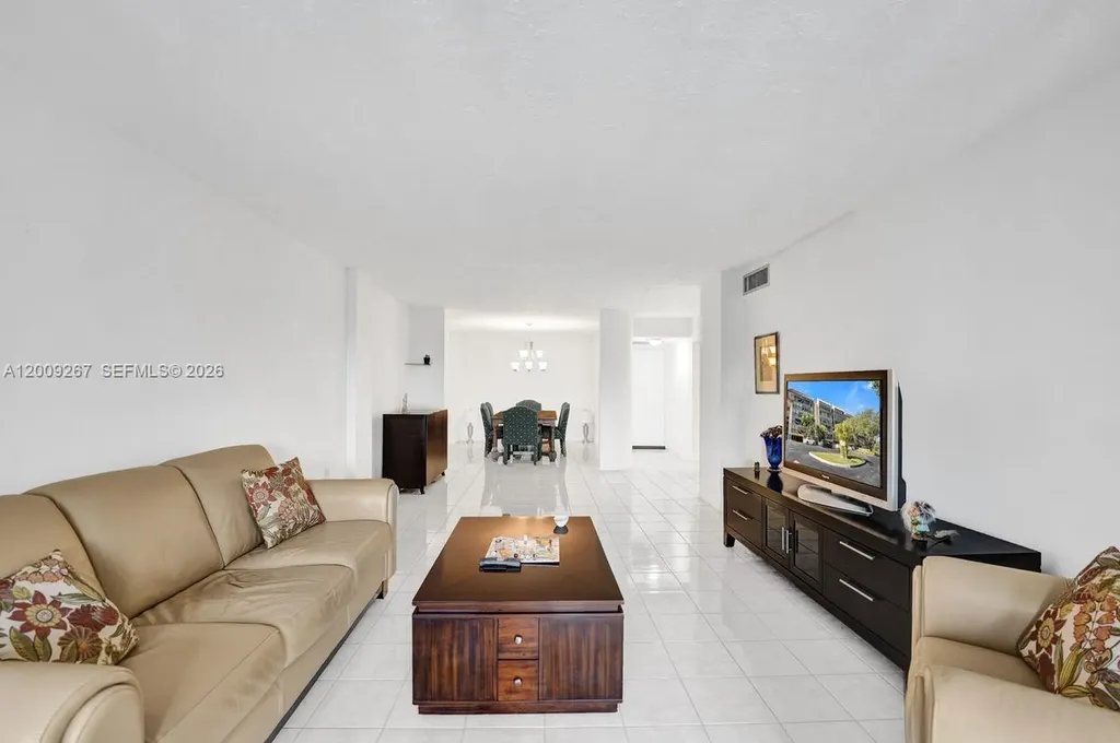 2806 N 46th Avenue Hollywood FL 33021