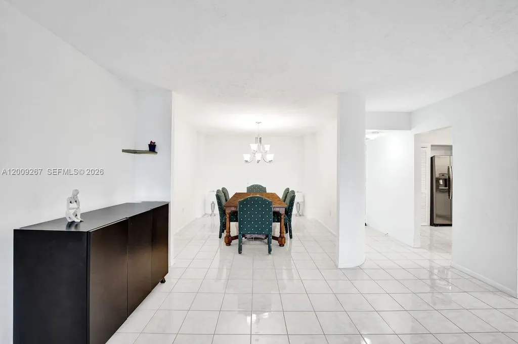 2806 N 46th Avenue Hollywood FL 33021