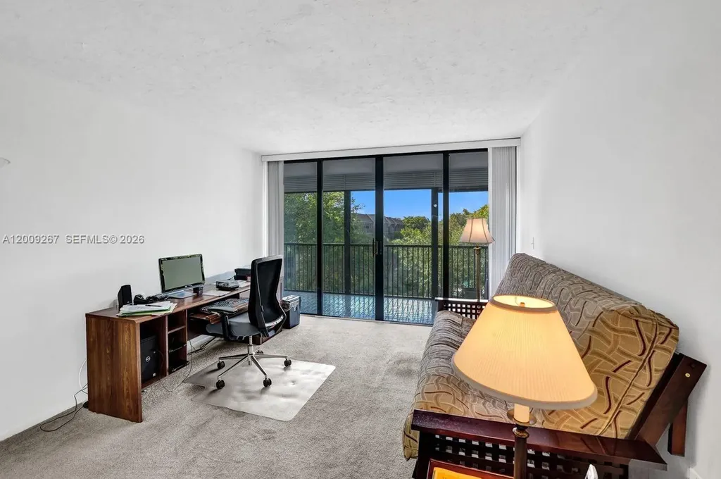 2806 N 46th Avenue Hollywood FL 33021