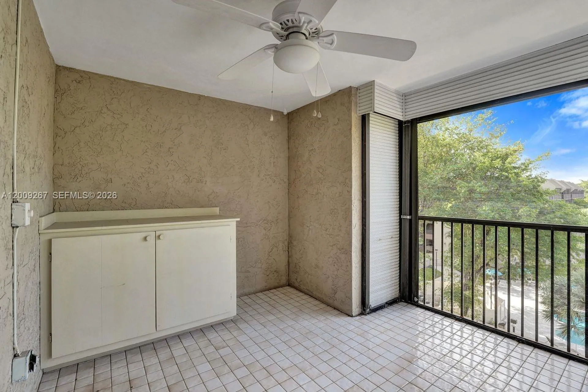 2806 N 46th Avenue Hollywood FL 33021