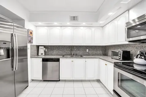 2806 N 46th Avenue Hollywood FL 33021