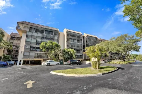 2806 N 46th Avenue Hollywood FL 33021