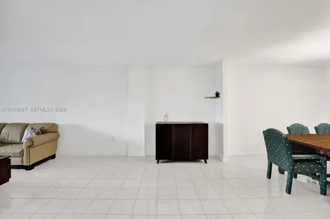 2806 N 46th Avenue Hollywood FL 33021