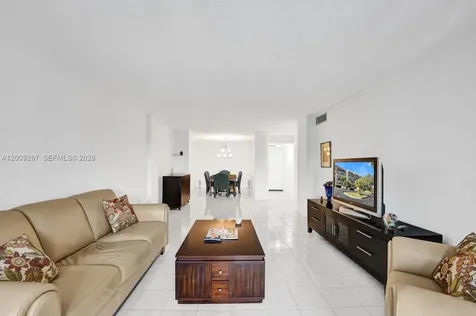 2806 N 46th Avenue Hollywood FL 33021