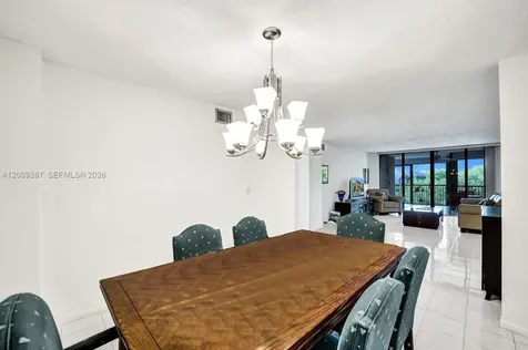 2806 N 46th Avenue Hollywood FL 33021