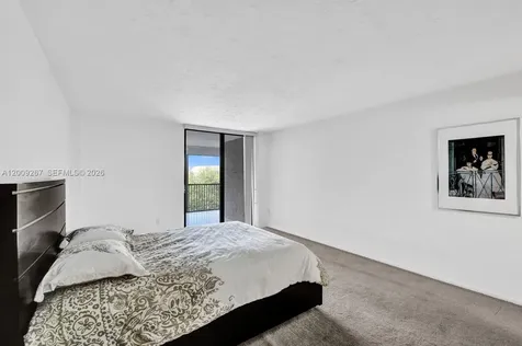 2806 N 46th Avenue Hollywood FL 33021