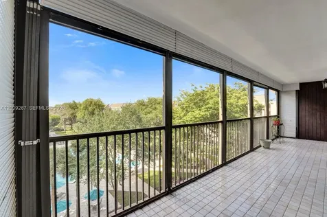 2806 N 46th Avenue Hollywood FL 33021