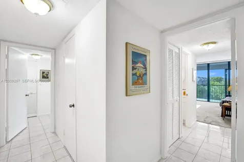 2806 N 46th Avenue Hollywood FL 33021