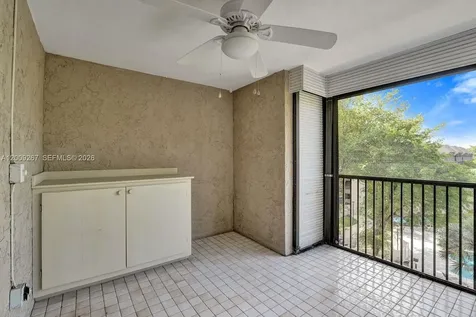 2806 N 46th Avenue Hollywood FL 33021