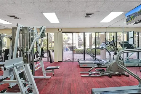 2806 N 46th Avenue Hollywood FL 33021