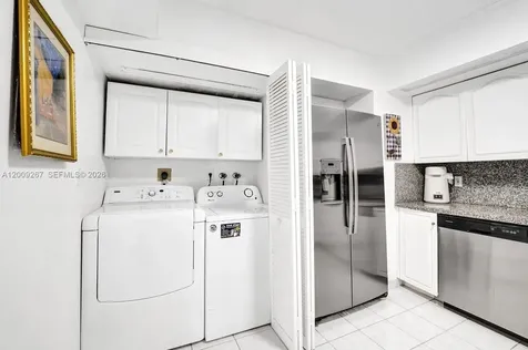2806 N 46th Avenue Hollywood FL 33021