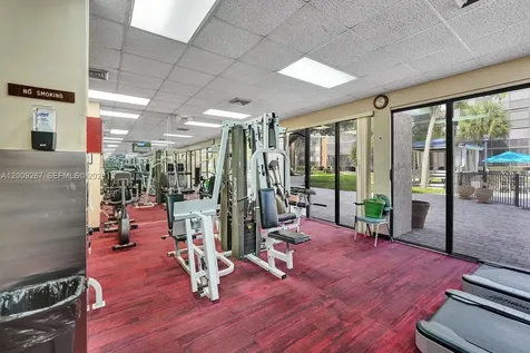 2806 N 46th Avenue Hollywood FL 33021