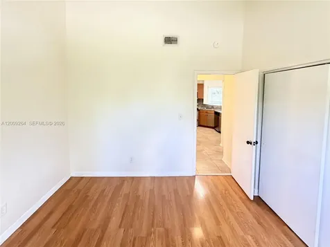 3453 NW 44th Street Oakland Park FL 33309
