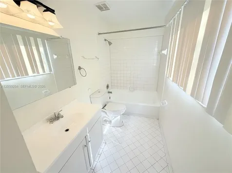 3453 NW 44th Street Oakland Park FL 33309
