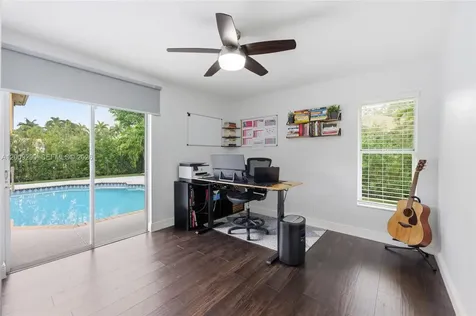 1135 Fairfax Lane Weston FL 33326