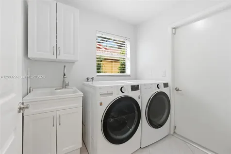 1135 Fairfax Lane Weston FL 33326