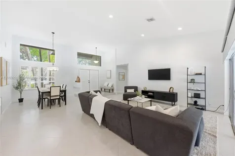 1135 Fairfax Lane Weston FL 33326