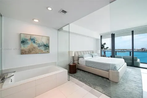 650 NE 32nd Street Miami FL 33137