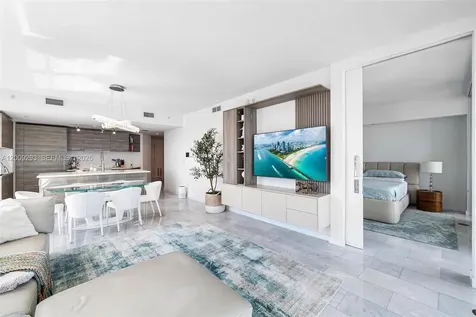 650 NE 32nd Street Miami FL 33137
