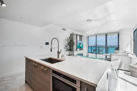 650 NE 32nd Street Miami FL 33137