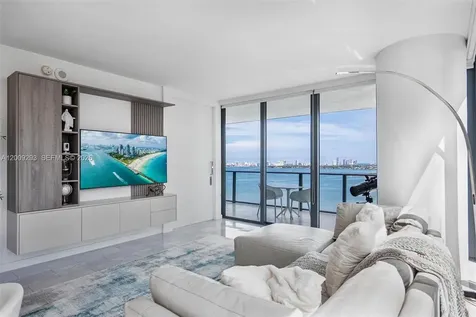 650 NE 32nd Street Miami FL 33137