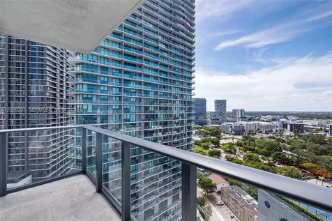 650 NE 32nd Street Miami FL 33137