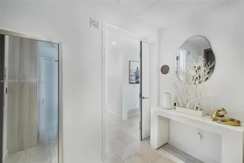 650 NE 32nd Street Miami FL 33137