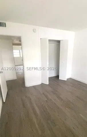 7324 SW 82nd Street Miami FL 33143