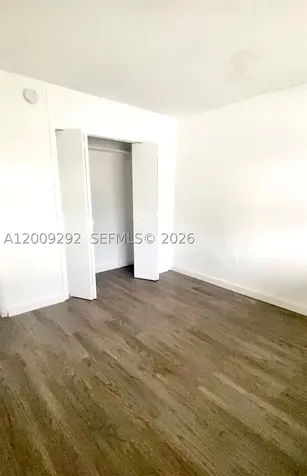 7324 SW 82nd Street Miami FL 33143