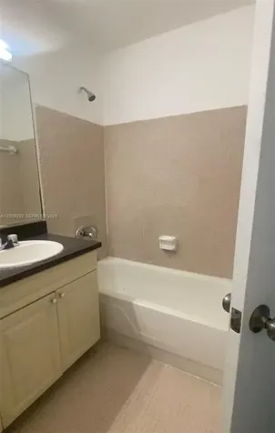 7324 SW 82nd Street Miami FL 33143