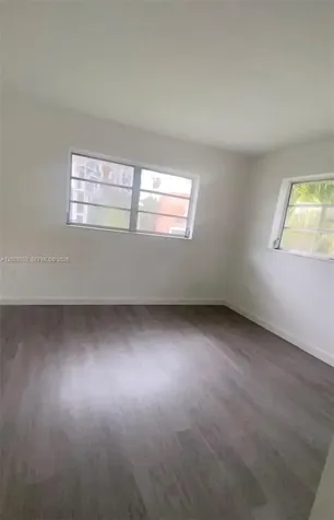 7324 SW 82nd Street Miami FL 33143