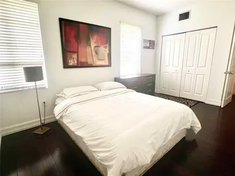 601 11th Street Miami Beach FL 33139