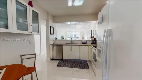 18100 N Bay Road Sunny Isles Beach FL 33160