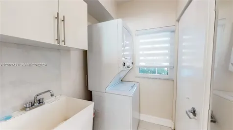 18100 N Bay Road Sunny Isles Beach FL 33160