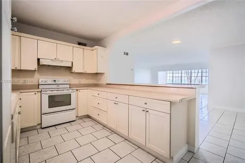 1940 Bay Drive Miami Beach FL 33141