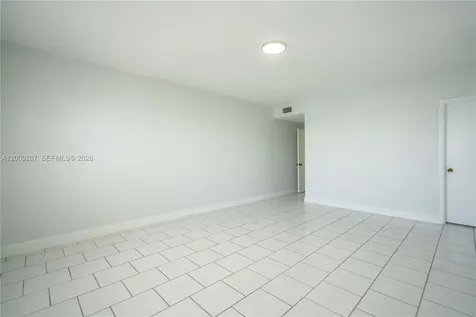 1940 Bay Drive Miami Beach FL 33141