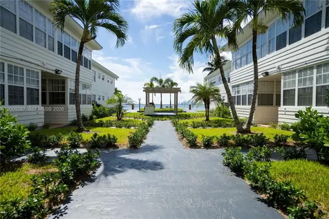 1940 Bay Drive Miami Beach FL 33141