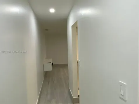 403 SW 89th Place Miami FL 33174