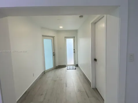403 SW 89th Place Miami FL 33174