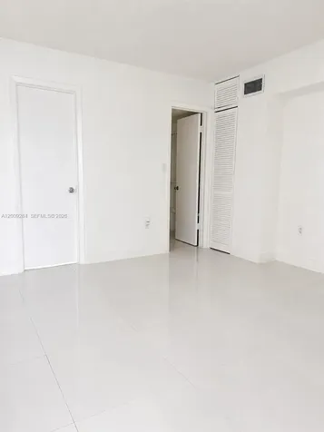 1300 W 47th Place Hialeah FL 33012