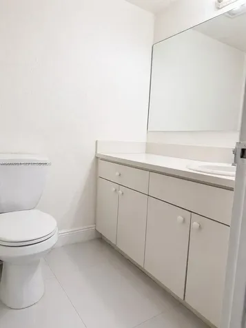 1300 W 47th Place Hialeah FL 33012