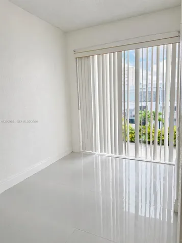 1300 W 47th Place Hialeah FL 33012