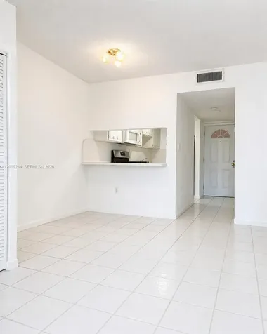 1300 W 47th Place Hialeah FL 33012