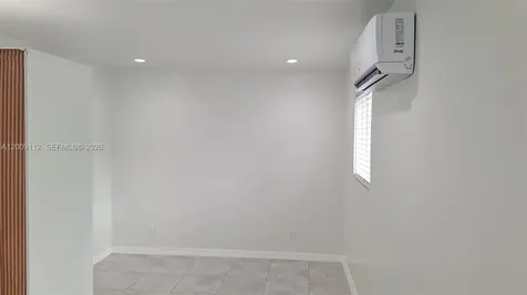 Miami Gardens FL 33056