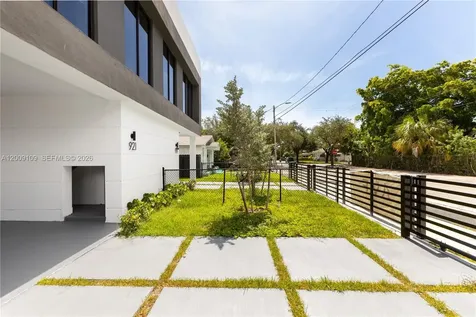 921 NW 55th Street Miami FL 33127