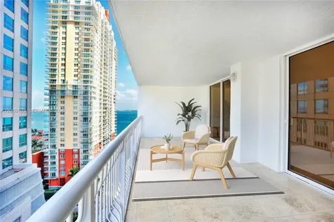 1200 Brickell Bay Drive Miami FL 33131